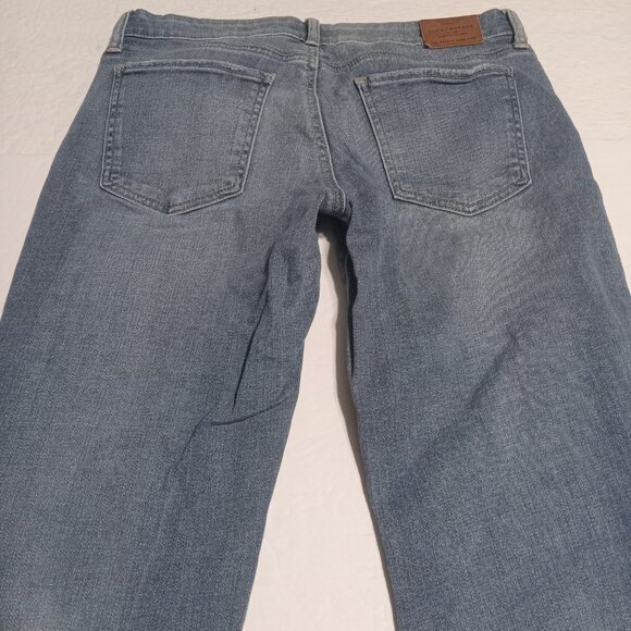 Lucky Brand Women's Lil Maggie Flared jeans 7W14386 Size 10 - Picture 3 of 9